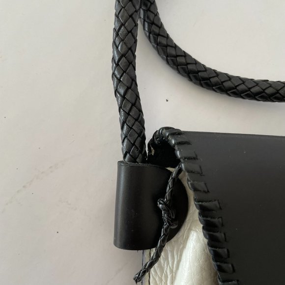 Carol Risley Que Ball Shoulder Purse - Picture 4 of 10